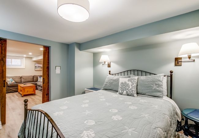 House in Niagara-on-the-Lake - Blue Pearl, Your Tranquil Oasis House in Niagara-on-the-Lake - Blue Pearl, Your Tranquil Oasis