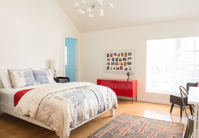 House in Niagara-on-the-Lake - Peaks On Gate, Open Concept Living! House in Niagara-on-the-Lake - Peaks On Gate, Open Concept Living!